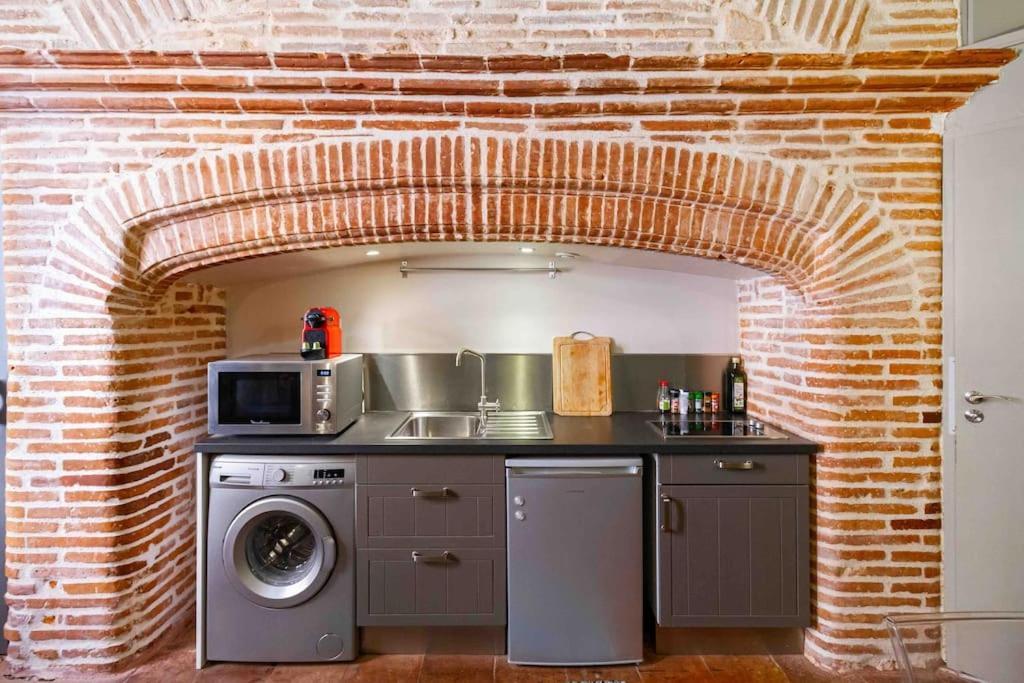 Apartamento Duplex Climatise Dans Un Monument Historique Toulouse Exterior foto